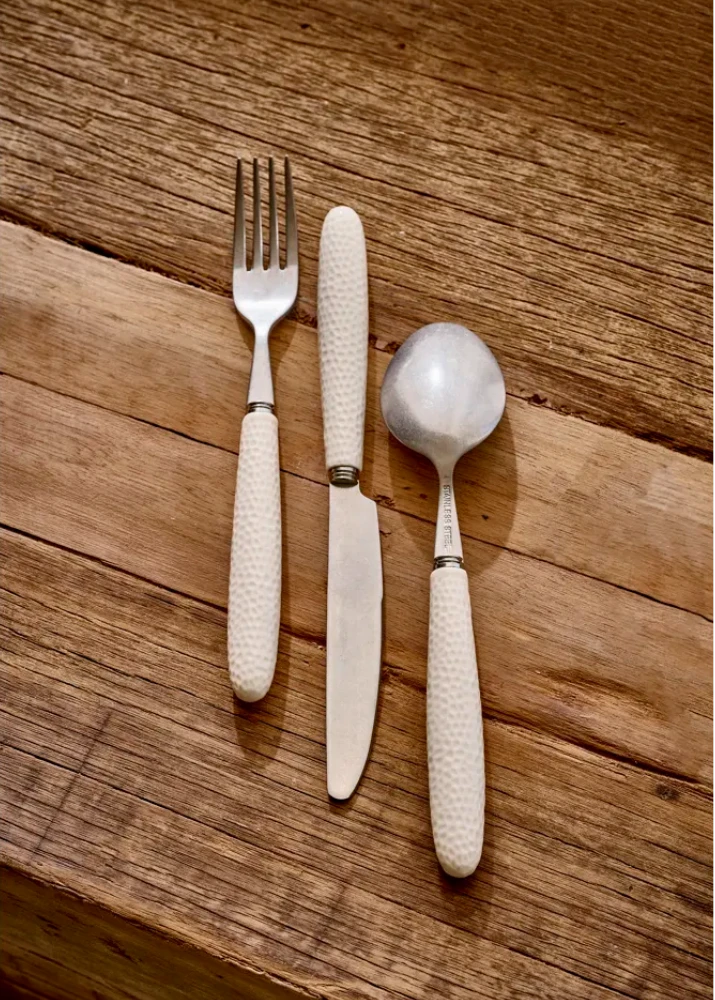 CEZANNE -SET DE 16 COUVERTS 18/0